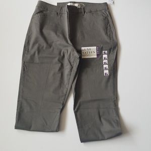 Gloria Vanderbilt Anita Sateen Straight-Leg Pants